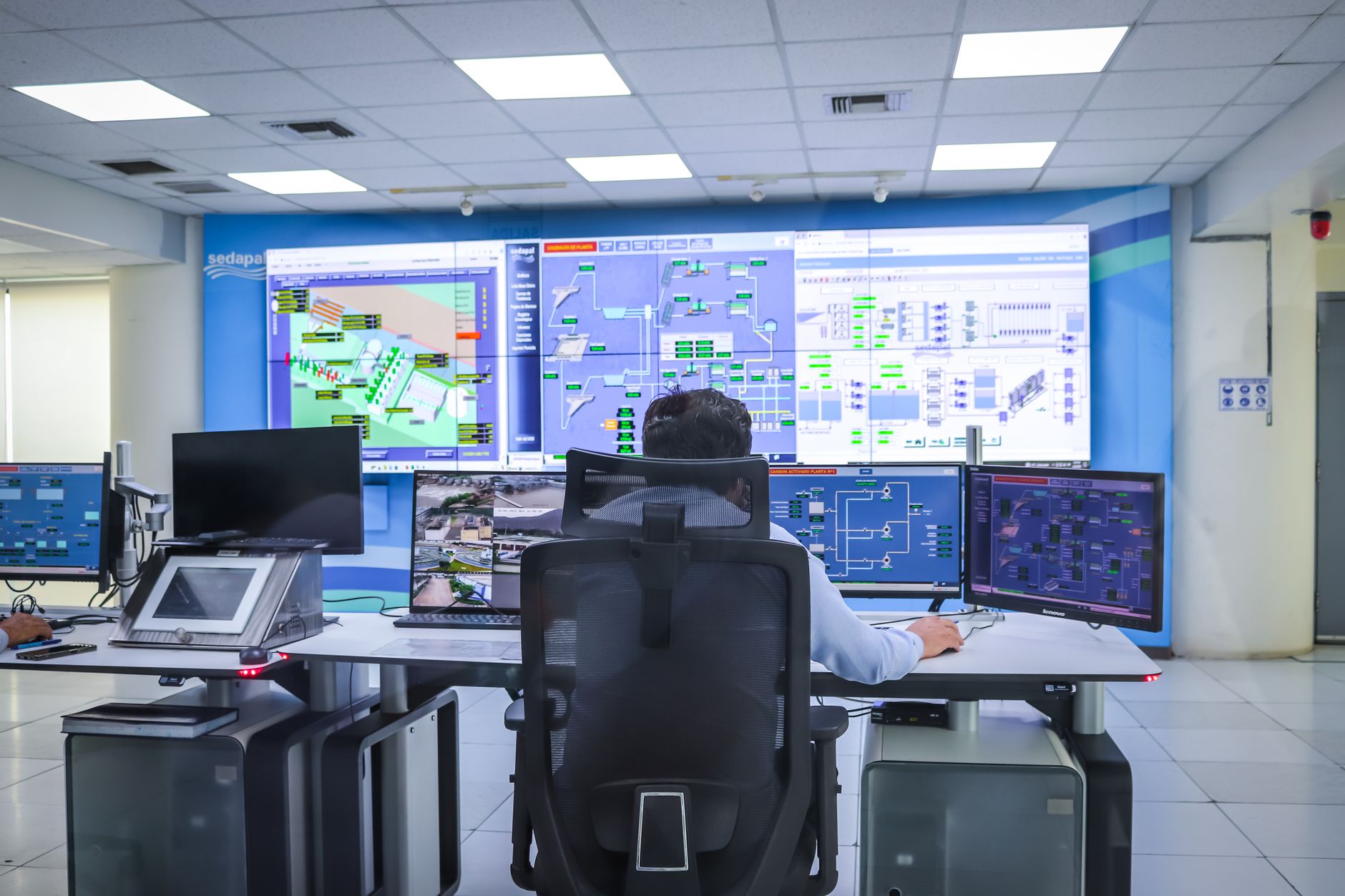 Premium Primevale Intelligence Center